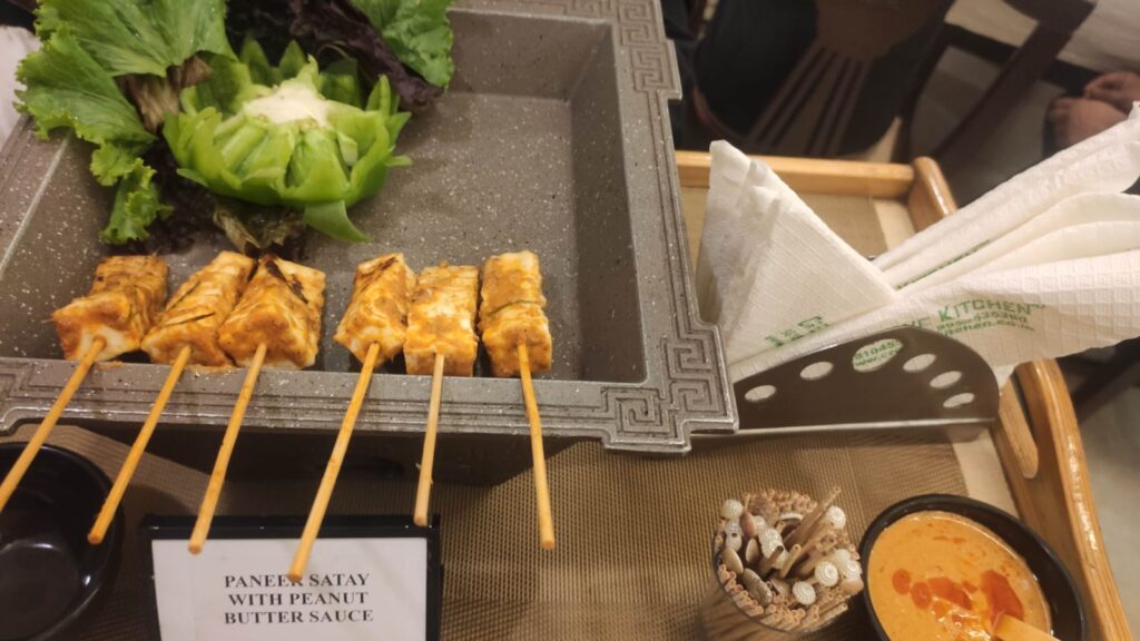 Restaurant Catering Near me image