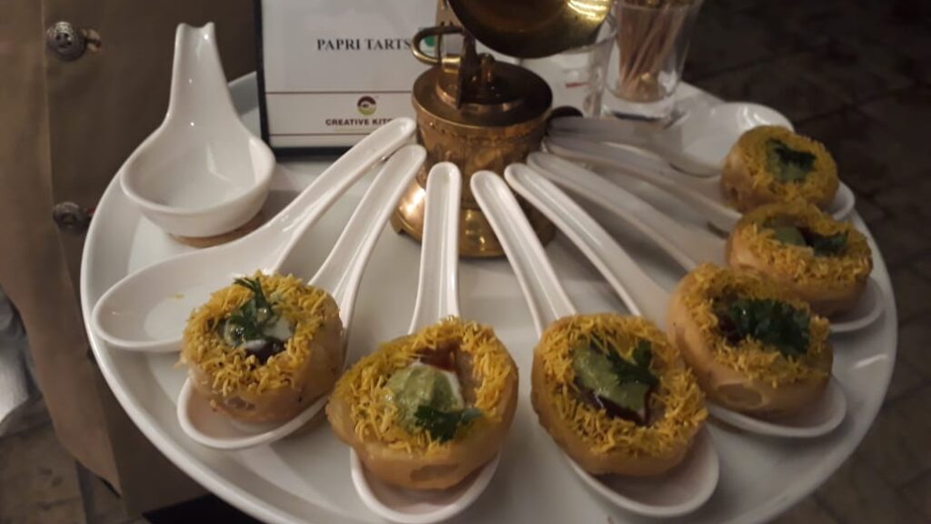Image vegetarian catering by creative kitchen